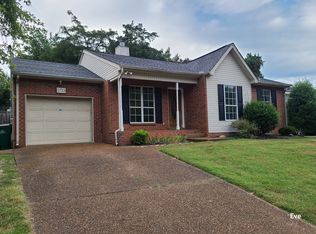 2733 Airwood Dr, Nashville, TN 37214