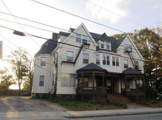 93 Summit St APT 7, Pawtucket, RI 02860