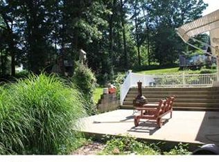 50 Forest Dr, Wethersfield, CT 06109