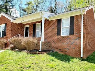 1011 N Manor Dr, High Pt, NC 27260
