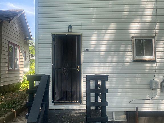 2nd image of 549 Huron Ave