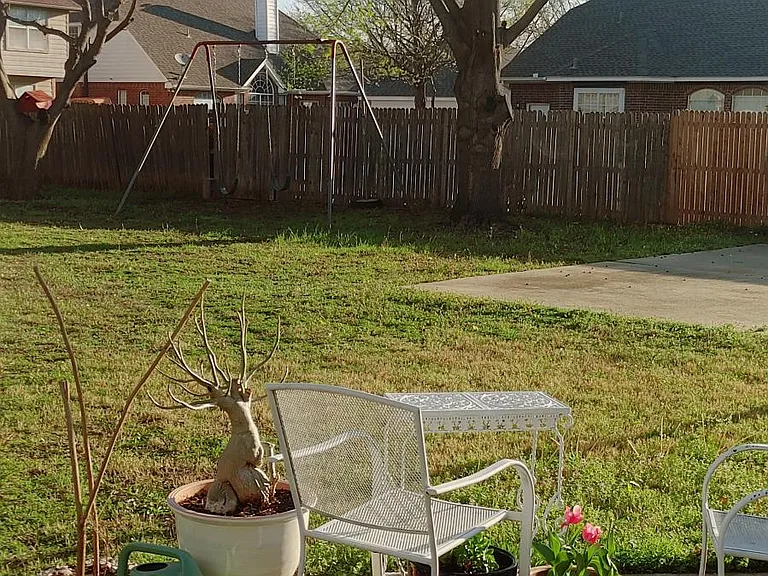 2102 Mikasa Ct — Photo 9