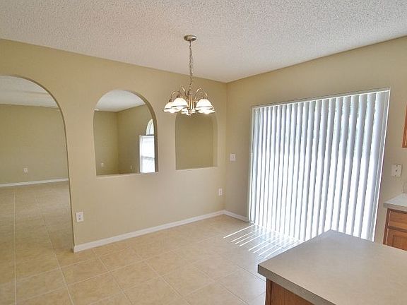 3rd image of 1151 Jayhil Dr