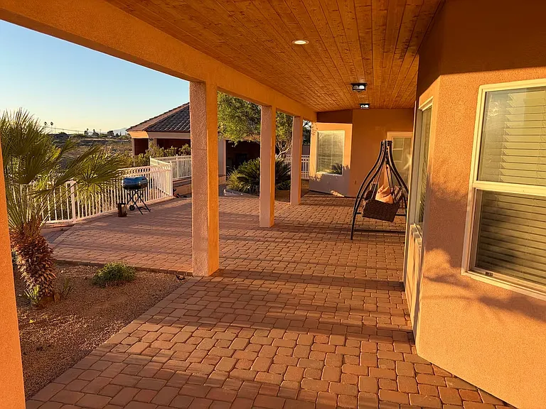 760 E Amber Ridge Rd — Photo 21