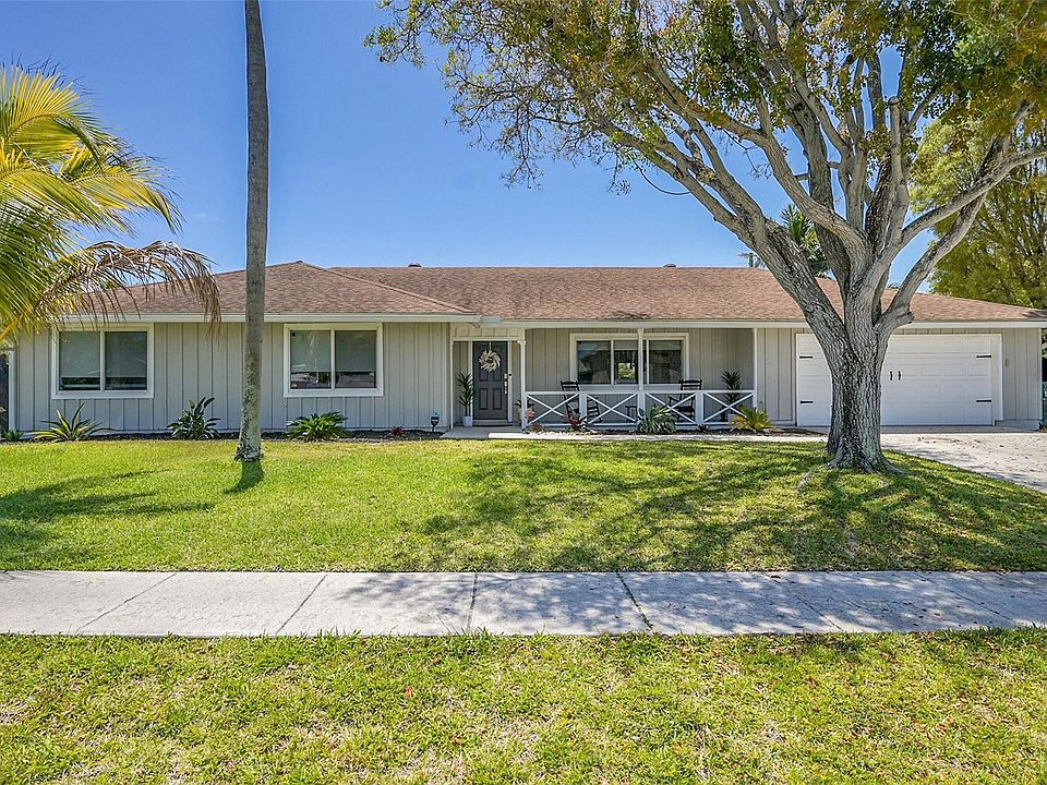 1st image of 340 SW 10th Avenue