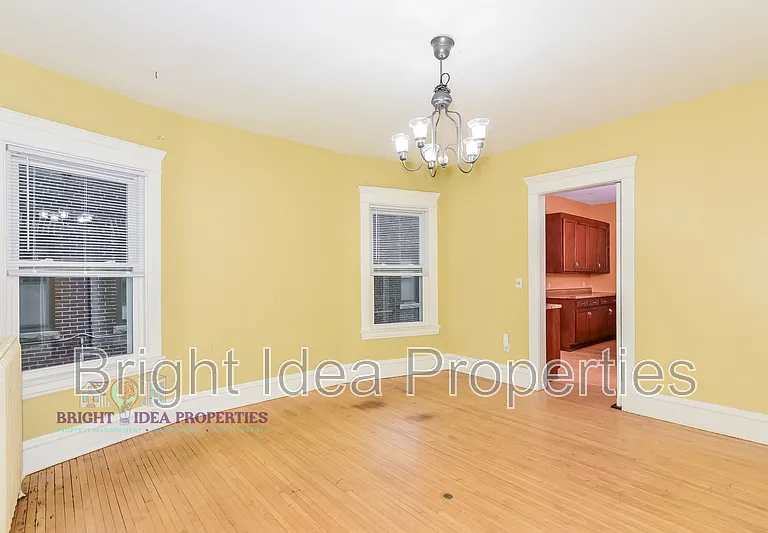 2104 Emerson Ave S #2 — Photo 9