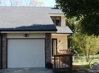 3426 SE Walnut Dr, Topeka, KS 66605