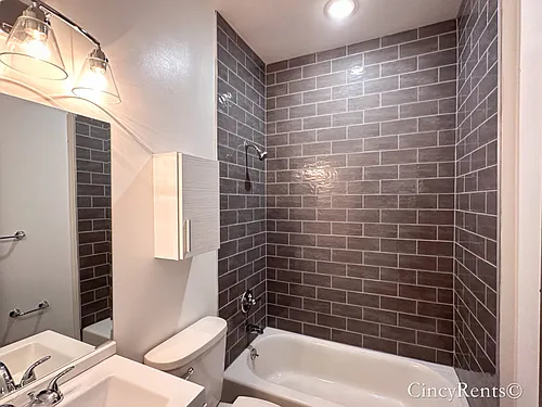 36 W Court St #1R — Photo 11