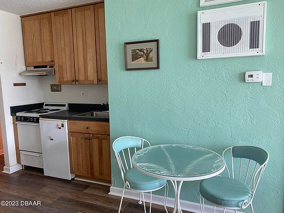 5th image of 2727 N Atlantic Ave APT 618