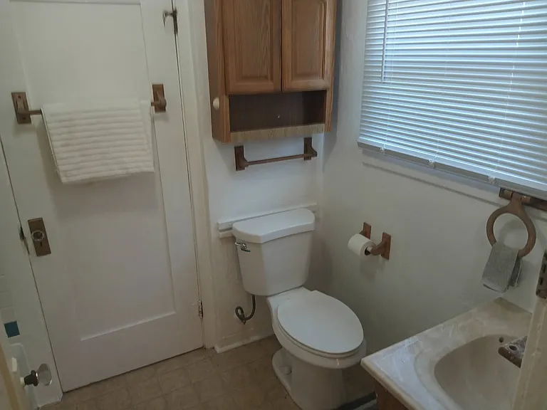 766 El Centro Ave — Photo 9