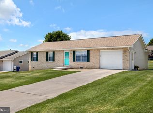 1171 Brook Ct, Front Royal, VA 22630