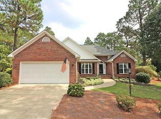 2 Carroll Ct, Pinehurst, NC 28374