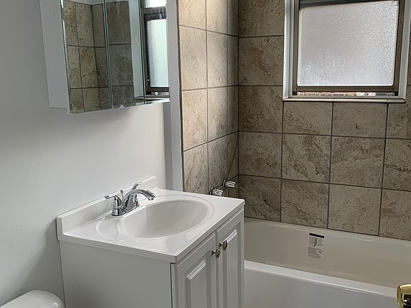 3rd image of 1367 W Estes Ave #M