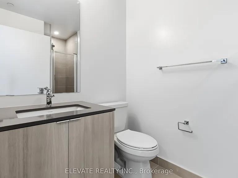 2088 James St #811 — Photo 6
