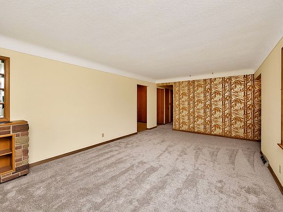 4th image of 3500 Lindlavista Way