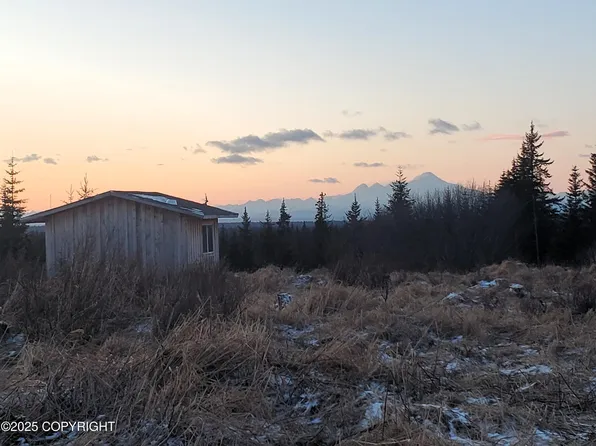 36275 Comstock St, Anchor Point, AK 99556