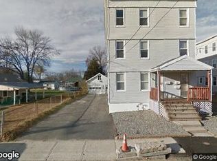 88 Providence St #2, Chicopee, MA 01020