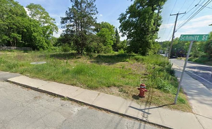 1st image of 24 Schmitt Street
