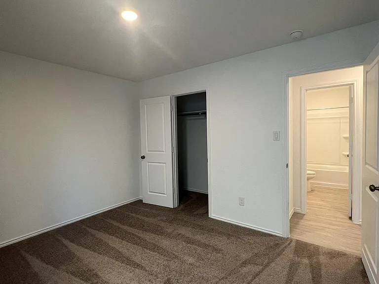 14823 Brandy Bnd — Photo 26