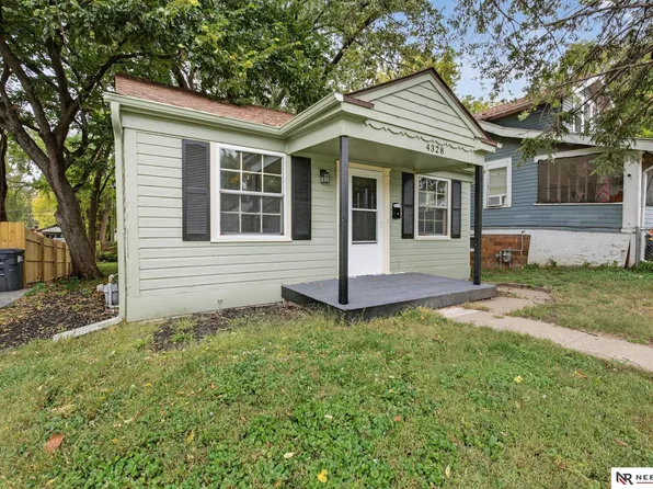 4328 N 40th Ave, Omaha, NE 68111