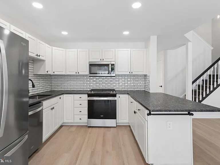 771 Barton Run Blvd — Photo 13