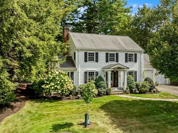 30 Southgate Rd, Wellesley, MA 02482