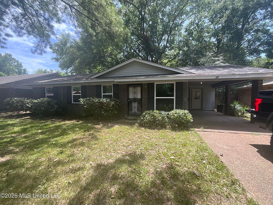1st image of 381 James Garfield Cir