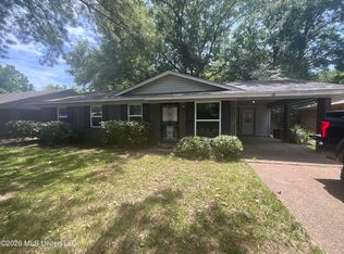 381 James Garfield Cir, Jackson, MS 39213