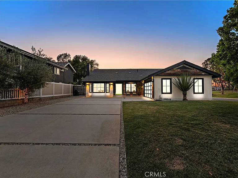 29091 Country Hills Rd — Photo 31