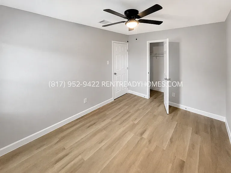 6419 Myrtle St — Photo 6