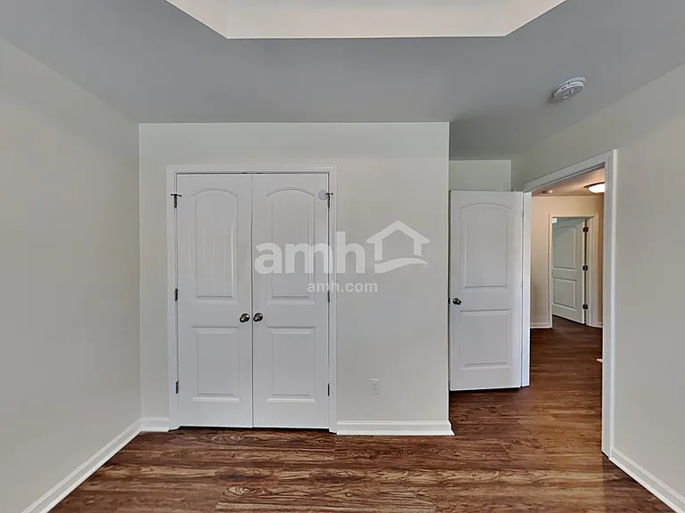 729 Rolling Downs Dr — Photo 17