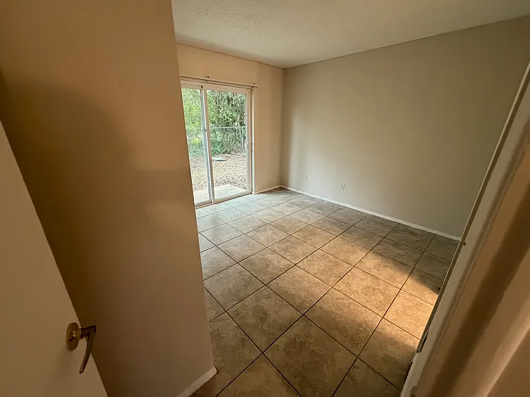 7009 Waterside Dr — Photo 6