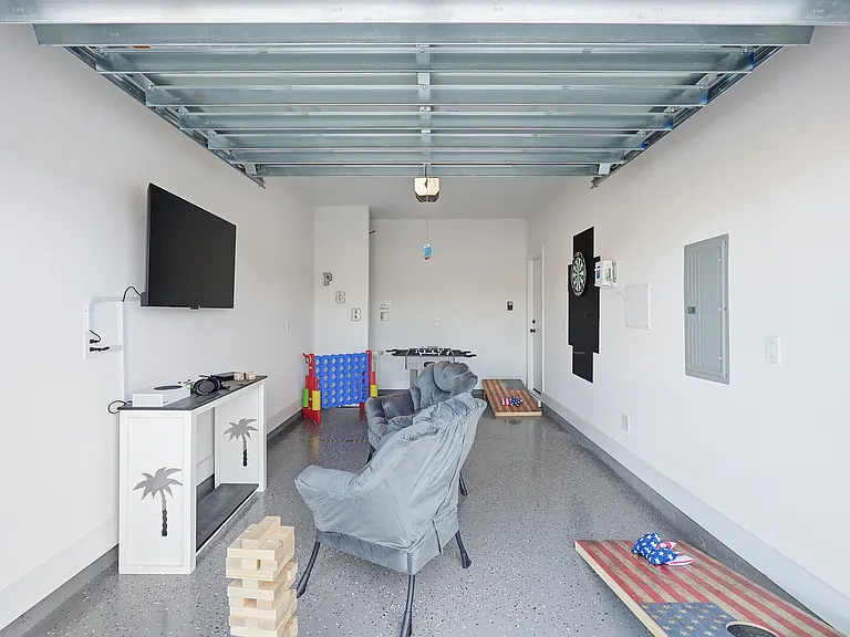272 Phillips Bluff Ave — Photo 29
