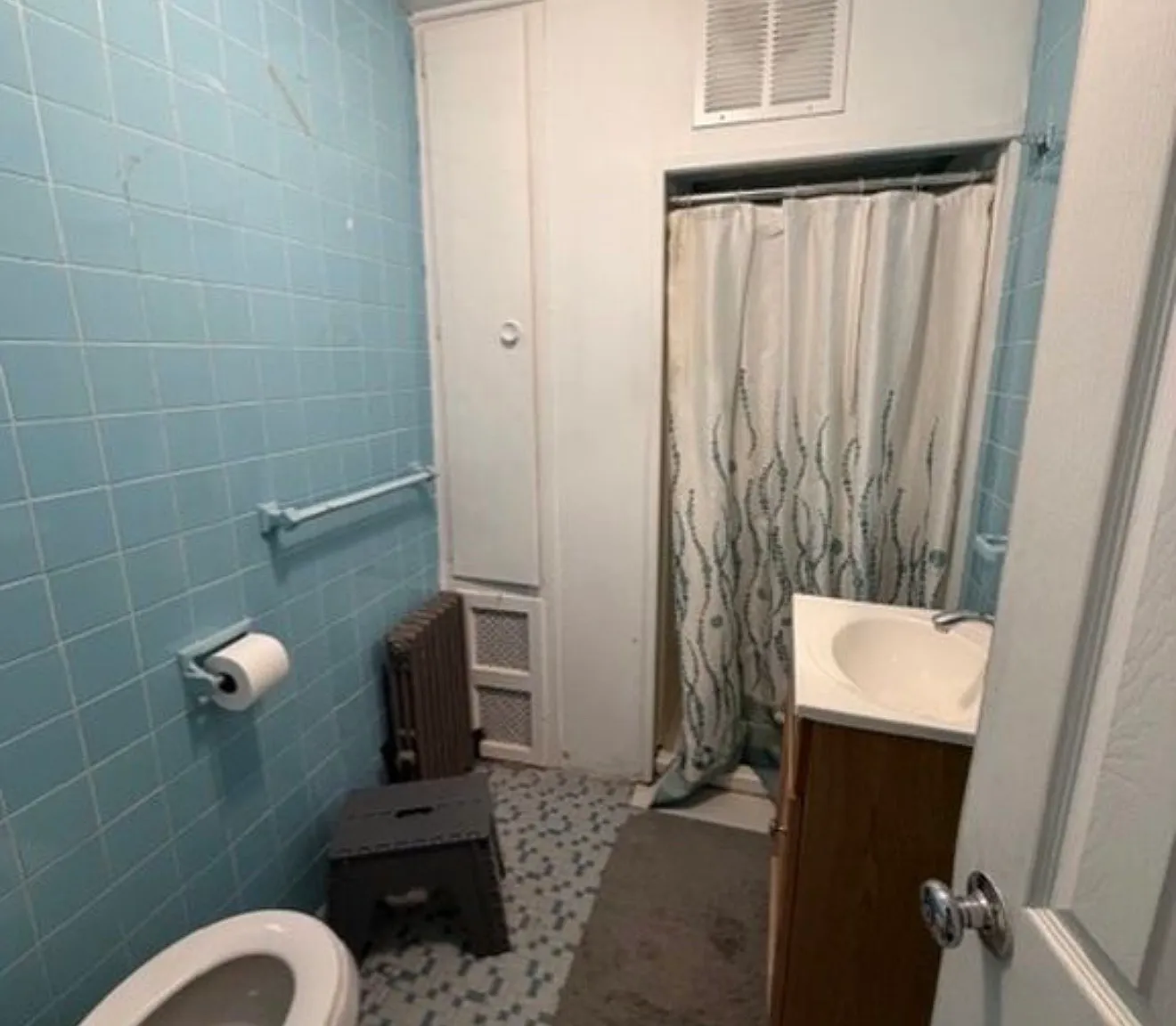 4 bed, $1,800 — Photo 4