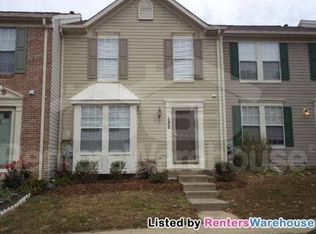 122 Foxview Dr, Glen Burnie, MD 21061