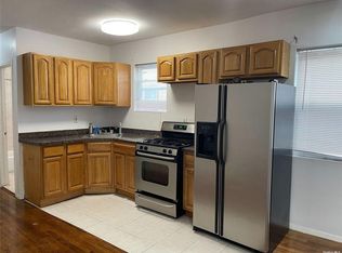 1-11834 197th St #1, Saint Albans, NY 11412
