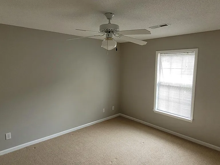 116 Wesley Harris Cir — Photo 10