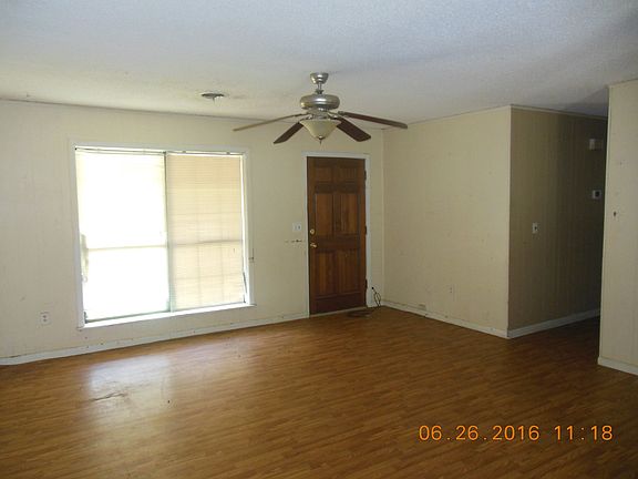 Additional Living Room