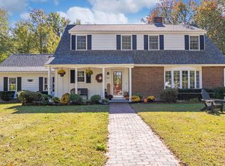 847 Middlesex Road, Topsham, ME 04086