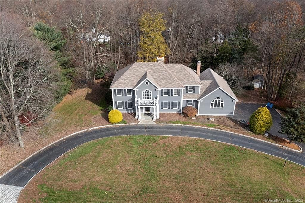 36 Kent Ln, Trumbull, CT 06611 Zillow