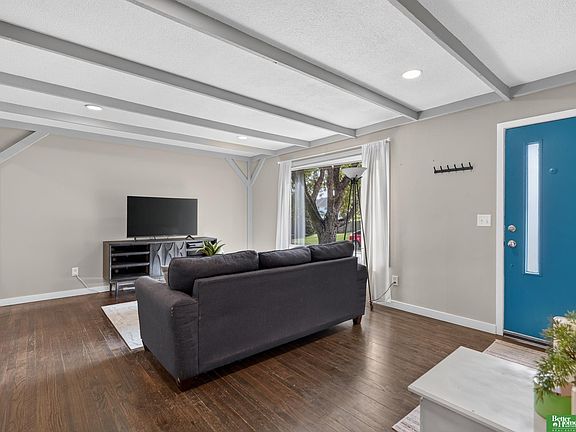 3rd image of 6618 B St