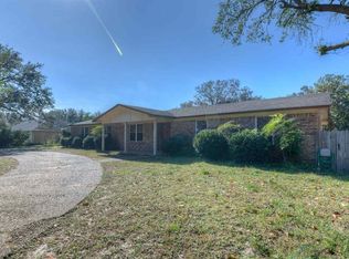 1337 Windsor Park Rd, Gulf Breeze, FL 32563