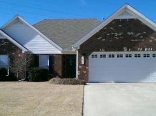 1411 Lake Pointe Dr SW, Decatur, AL 35603