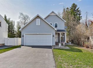 77 Walzford Rd, Rochester, NY 14622