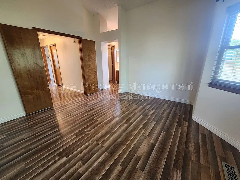 11725 Chase Ct — Photo 16