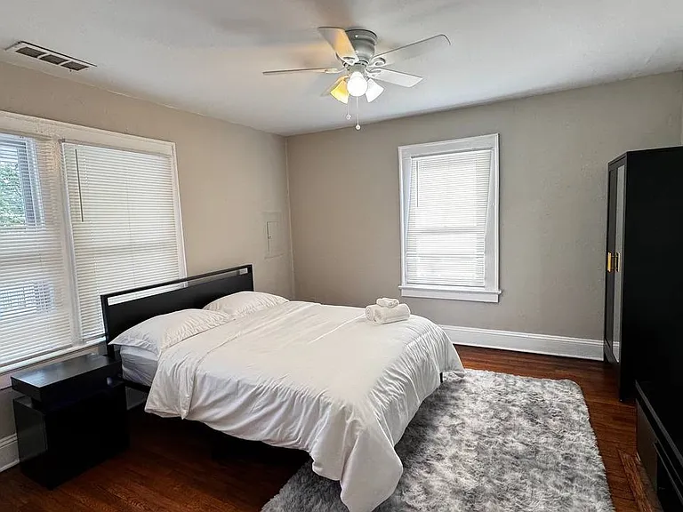 1049 Martin Luther King Jr Dr NW #C — Photo 6