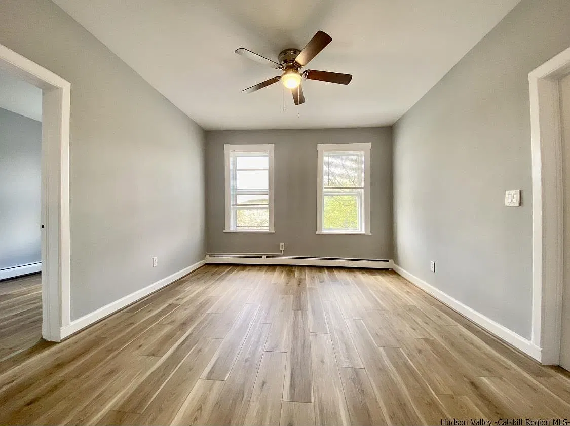 2 bed, 900 sqft, $1,825 — Photo 4