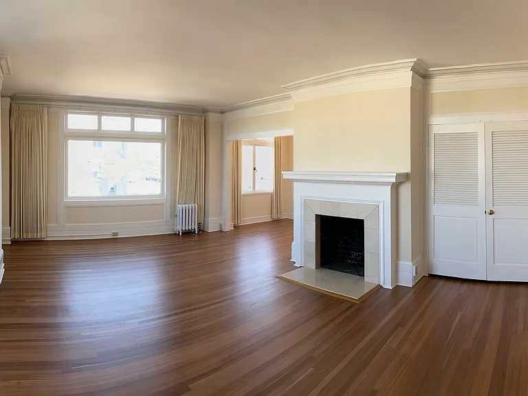 Crestview Apartments — Photo 19