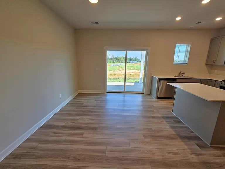 1522 Yellowwood Ct — Photo 27