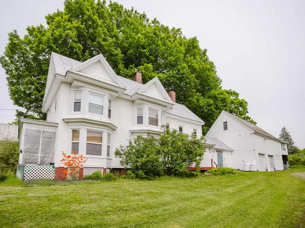 77 Main Street, New Sharon, ME 04955